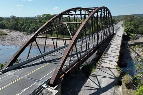Se realizarán pruebas de carga en el puente Guacavía