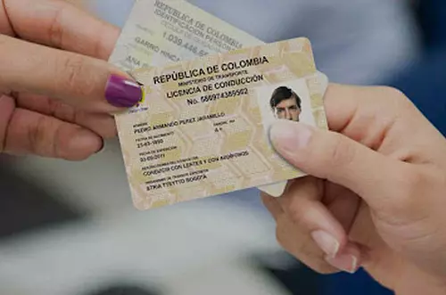 ¿Tramitar licencia sin clases? SuperTransporte advierte