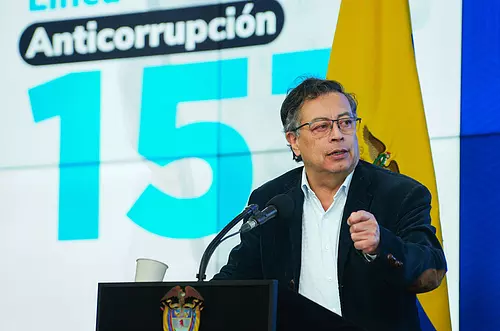 Petro critica al ELN: “Codicia los convirtió en asesinos”