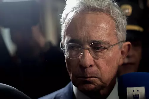 Juicio contra Uribe sigue en pie: jueza niega aplazamiento