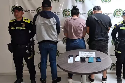 Camioneta robada reaparece en Villavicencio de madrugada