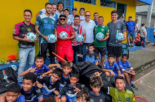 Escuelas de fútbol reciben impulso clave en Villavicencio