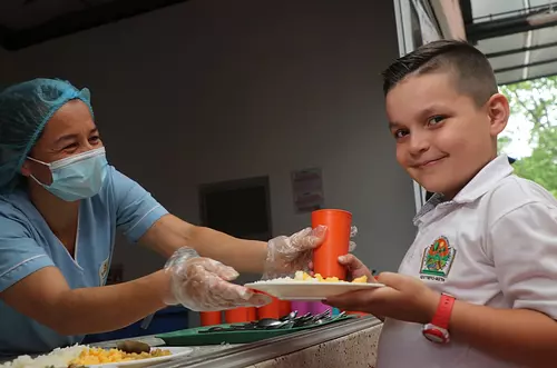 Mesa pública en el Meta refuerza el PAE 2025