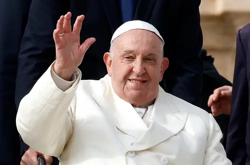 Nuevo capítulo de la iglesia Católica, adiós al Papa