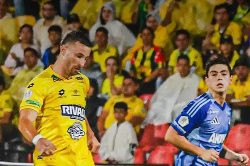 Luciano Pons preocupa a Bucaramanga tras fuerte golpe