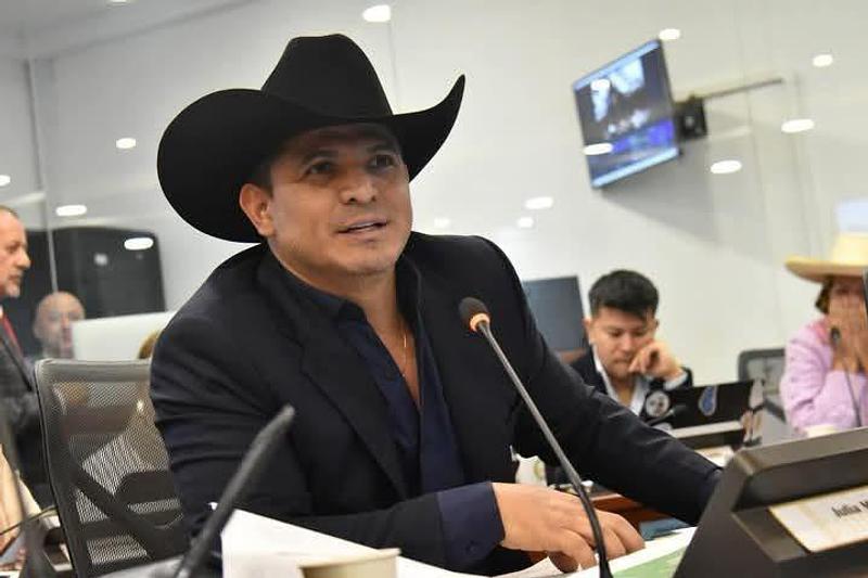 Gobernador de Casanare suspende agenda por salud