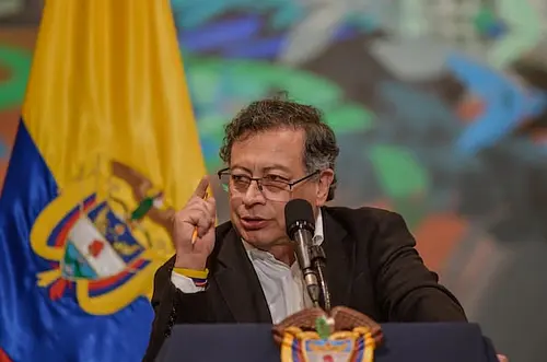 Petro insiste en fortalecer universidades públicas