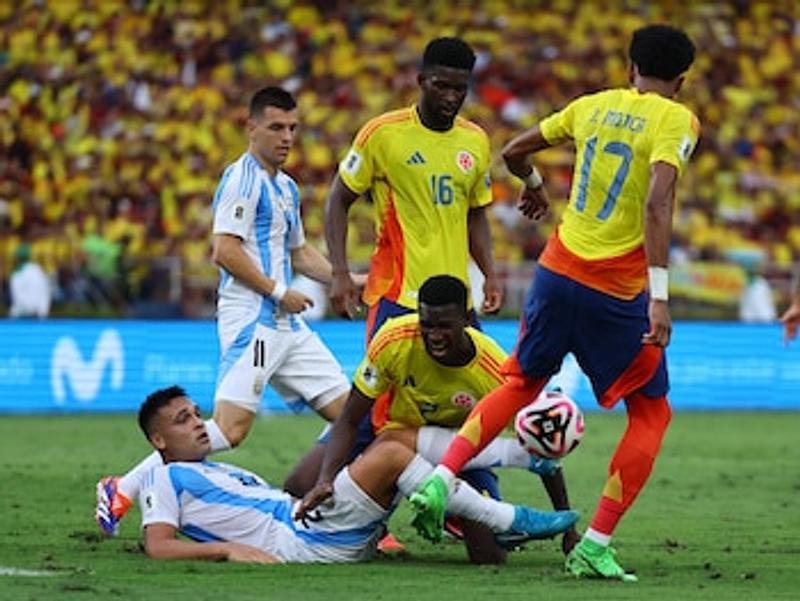 Colombia podría jugar sin público ante Argentina