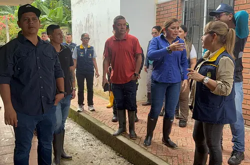 Gobernación del Meta entregó 700 ayudas a damnificados por lluvias