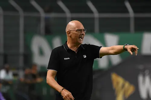 Arias seguirá en Deportivo Cali tras caída ante Alianza