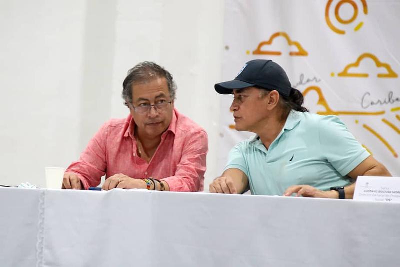 Bolívar admite molestia por reclamo de Petro y pide diálogo privado