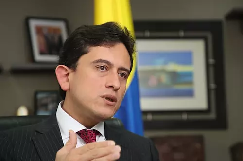 Renuncia en el Gobierno tras denuncia contra Roy Barreras