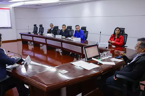 Reducción de tarifas de energía tema clave en reunión