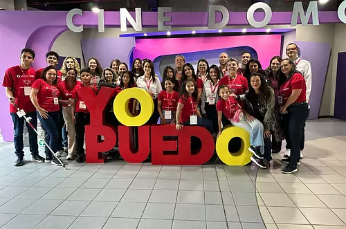 Estudiantes colombianos representan a Colombia en Japón