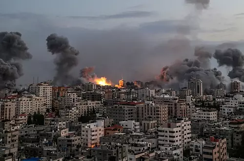 Israel reanuda ataques en Gaza: las razones detrás