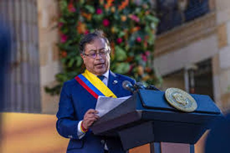Petro alerta sobre posible golpe de Estado en Colombia