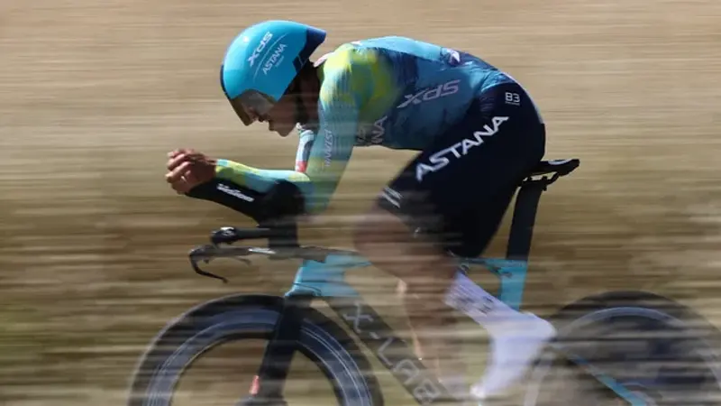 Harold Tejada se fractura y abandona el Dauphiné 2025