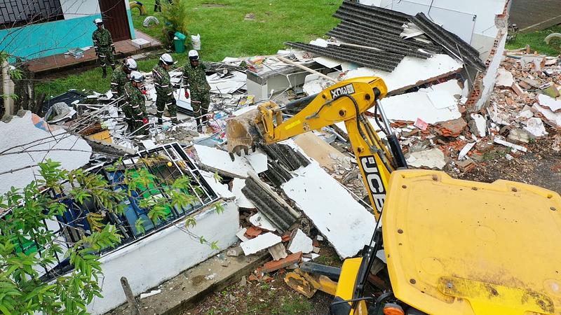 Ejército auxilia a Paratebueno tras fuerte temblor