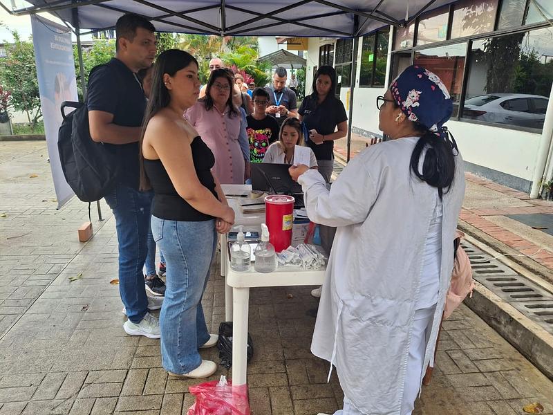 Meta refuerza vacunación contra fiebre amarilla