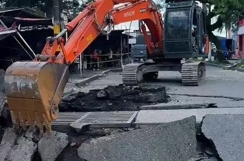 Reconstruyen paso vehicular en Villa Julia