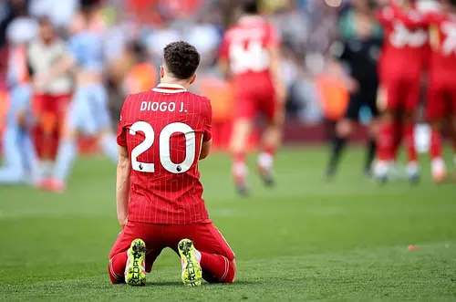 Liverpool retira el dorsal 20 tras la muerte de Jota