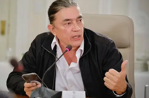 Gustavo Bolívar renuncia al DPS y se despide sin rencores