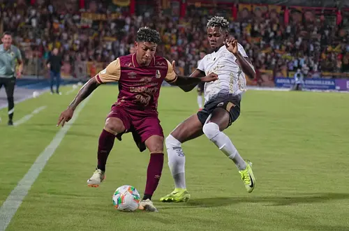 Tolima vence a Llaneros y se aferra al punto invisible
