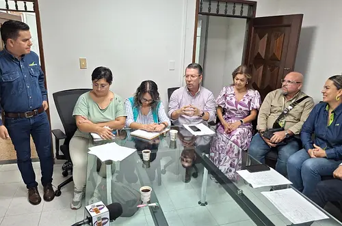 Refuerzan vacunación contra fiebre amarilla en Villavicencio