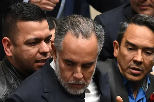 Jota Pe reveló reacción de Benedetti tras hundirse la consulta