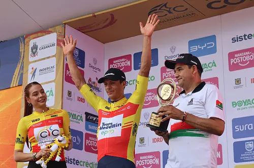 Wilmar Paredes lidera el arranque de la Vuelta a Colombia