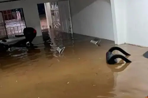 Lluvias colapsan Santa Marta tras festejar sus 500 años