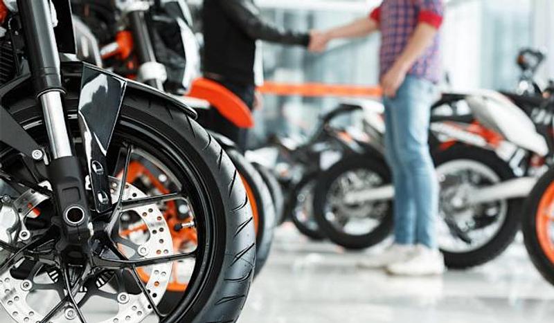 Motos nuevas en Colombia: cambios técnicos desde septiembre