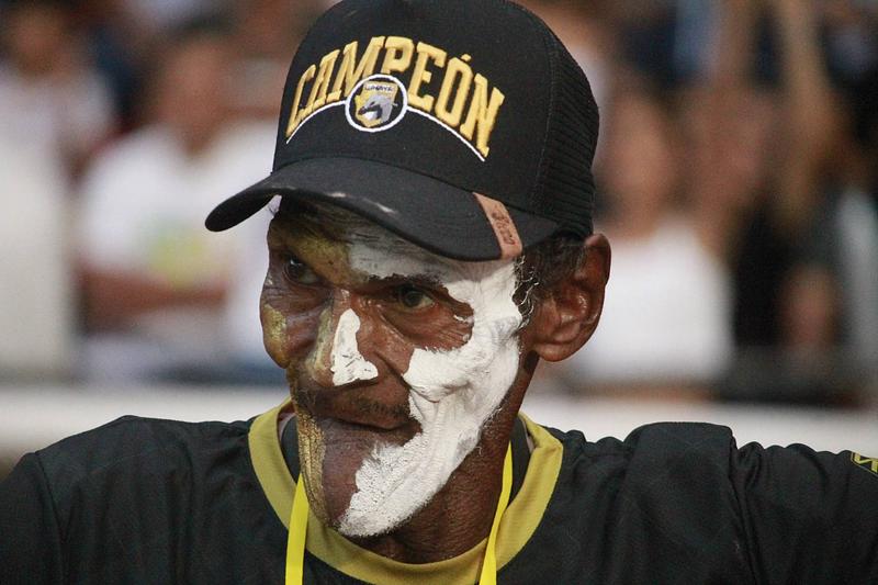 Llaneros juega y dona en apoyo a Juancho Polo