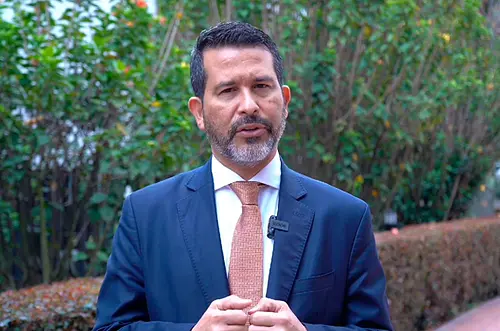 Dian recurre a IA para recuperar deudas millonarias