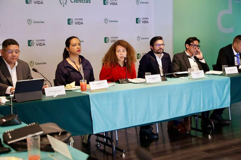 Colombia invierte $243 mil millones en ciencia e innovación