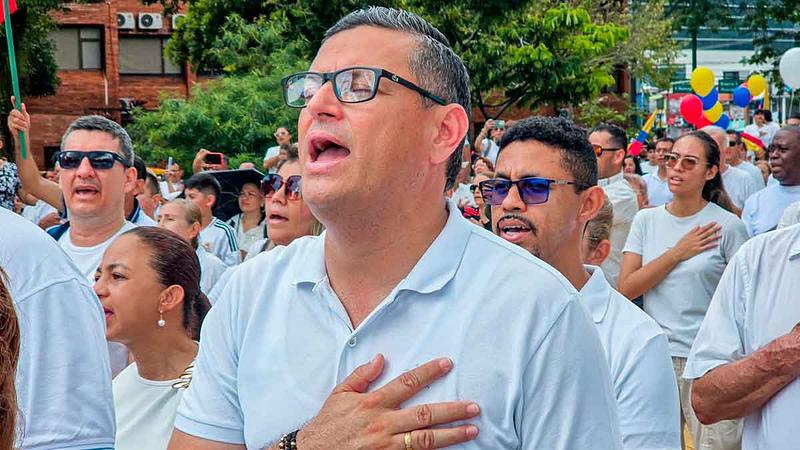 Castellanos y sus acercamientos con el uribismo