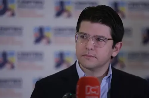 Condenado menor por asesinato de Miguel Uribe
