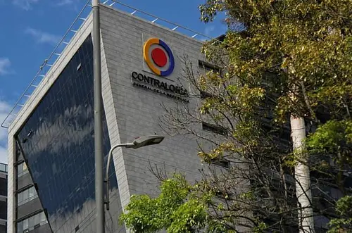 Contraloría revela fallas millonarias en planes de agua