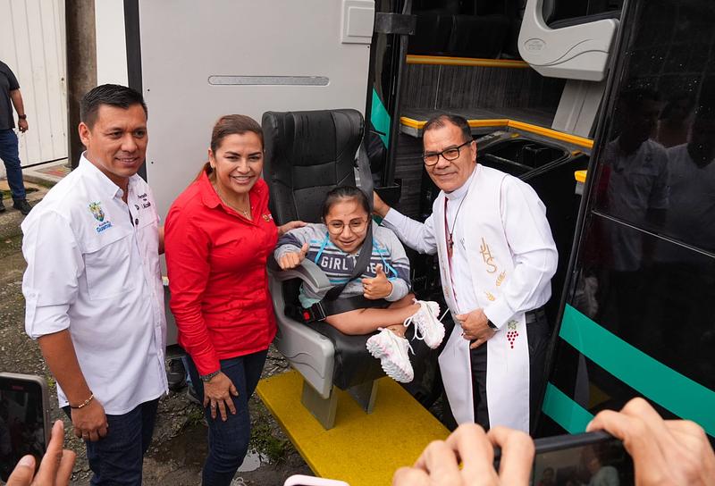 Guamal estrena bus incluyente con sello del Meta