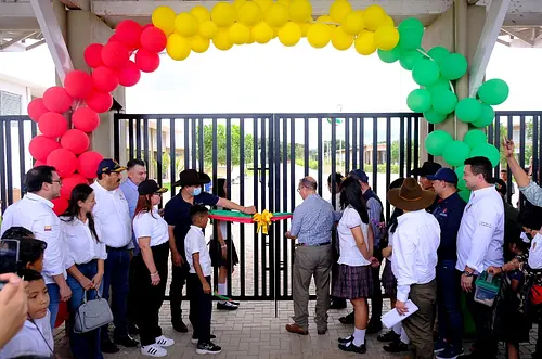 Gobernación de Casanare entrega megacolegio en Paz de Ariporo
