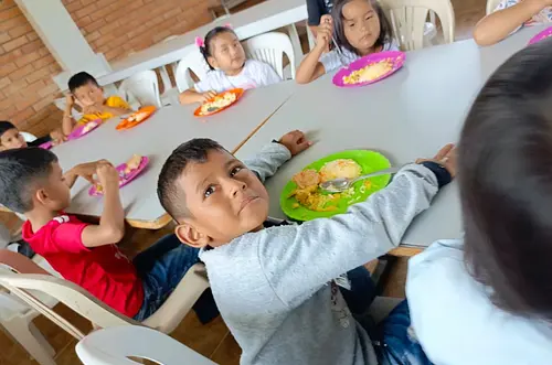 Putumayo prioriza regalías en alimentación escolar