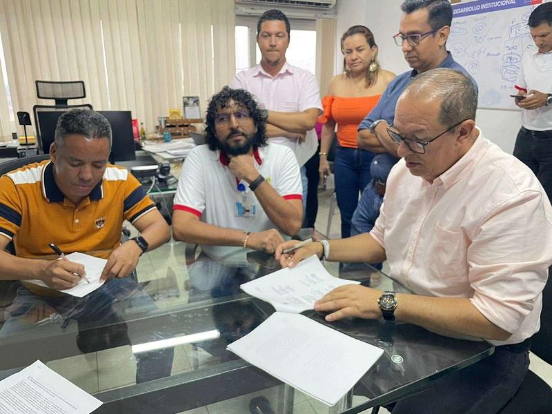 Histórico acuerdo laboral en Alcaldía de Villavicencio