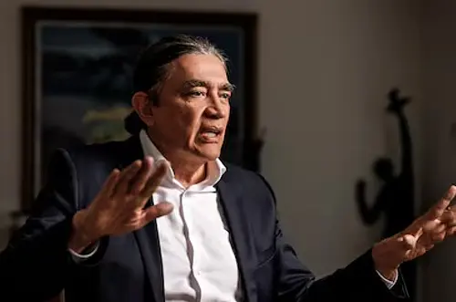 Gustavo Bolívar inicia gira nacional como precandidato presidencial