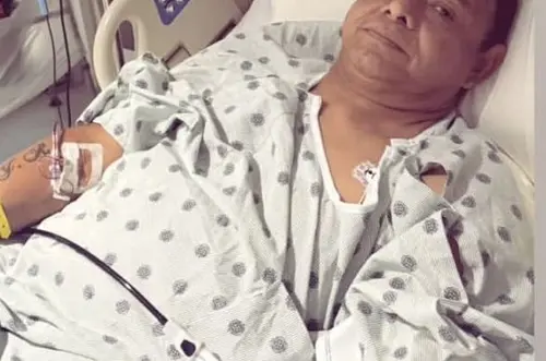 Valenciano hospitalizado en Miami, preocupa su salud
