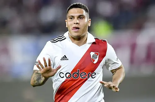 ¿Juanfer vuelve a River? Así lo recibieron en Argentina