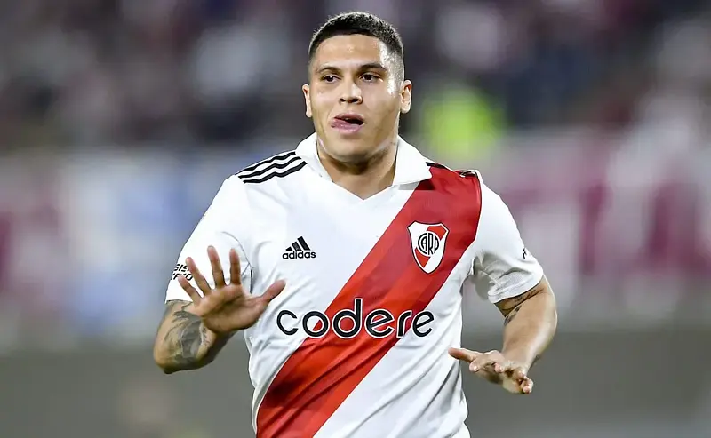 ¿Juanfer vuelve a River? Así lo recibieron en Argentina