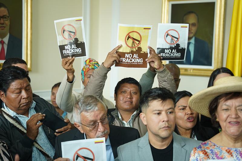 Gobierno radica ley para prohibir el fracking en Colombia