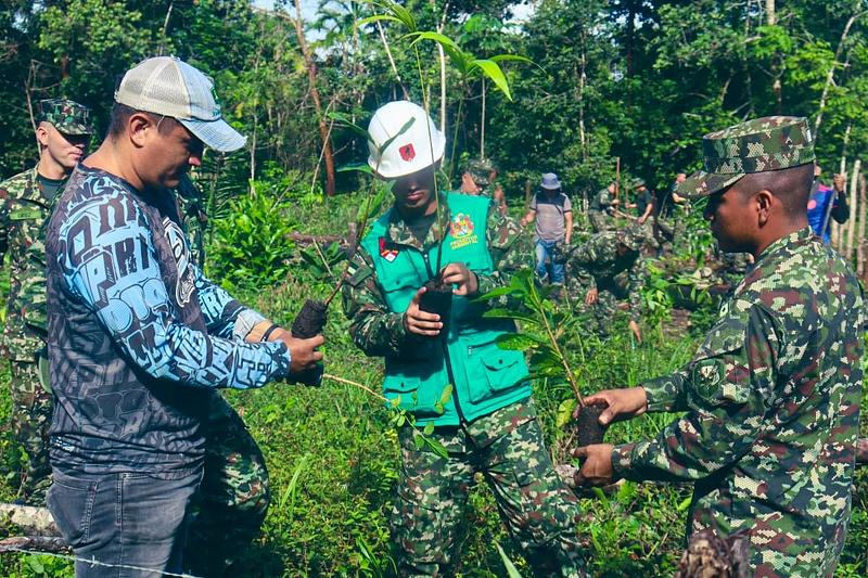 Sembrar futuro: el Ejército y los pueblos unidos por el Meta