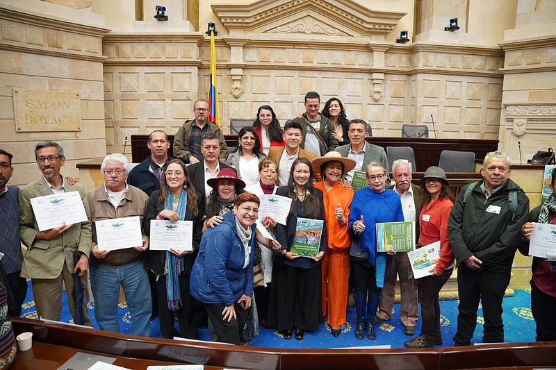Nueva ley fortalece gestión ambiental en humedales