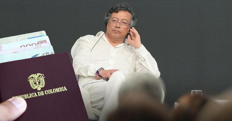 Petro rompe monopolio de pasaportes en Colombia